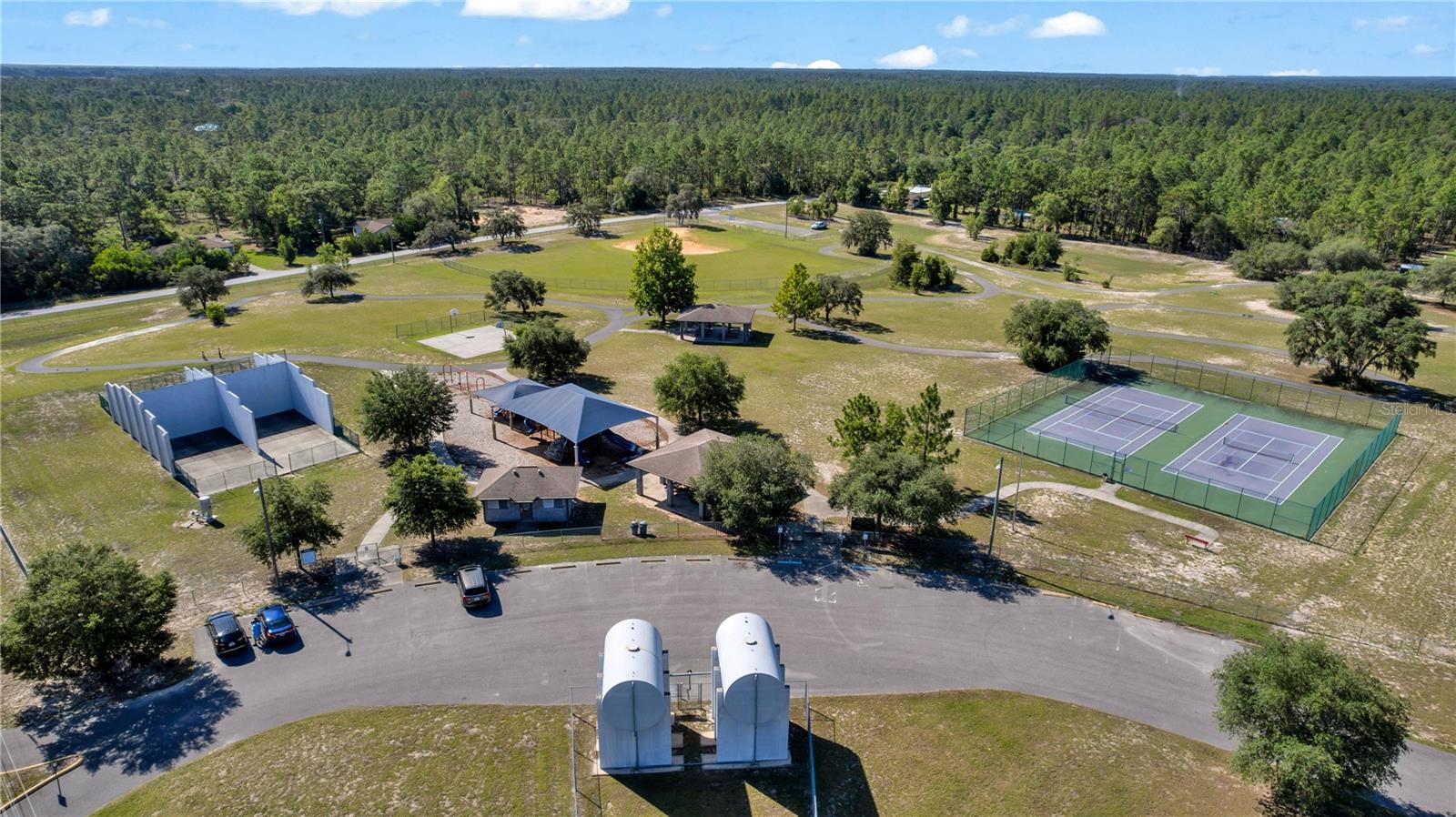 RAINBOW LAKES ESTATE - Land