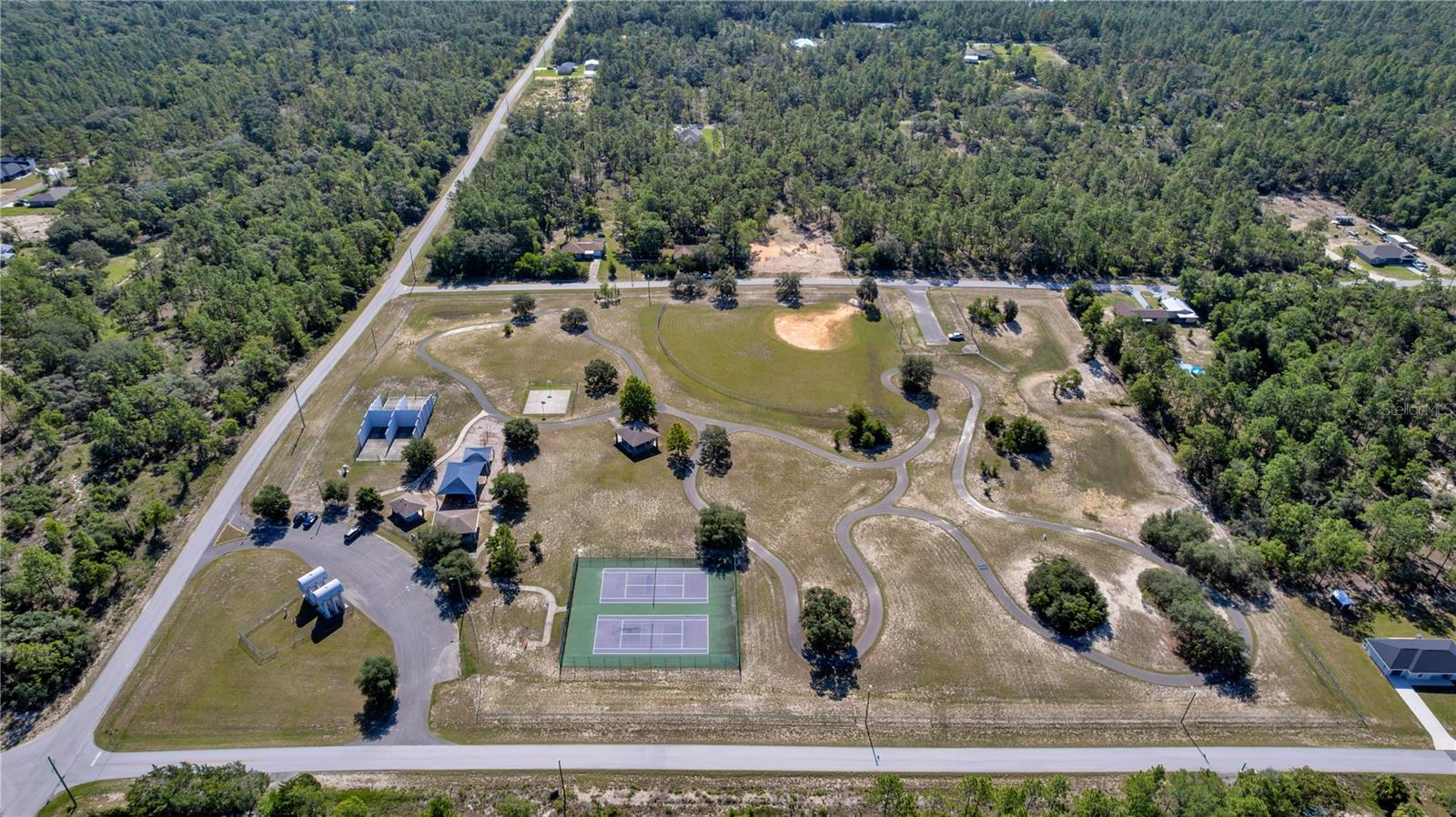 RAINBOW LAKES ESTATE - Land