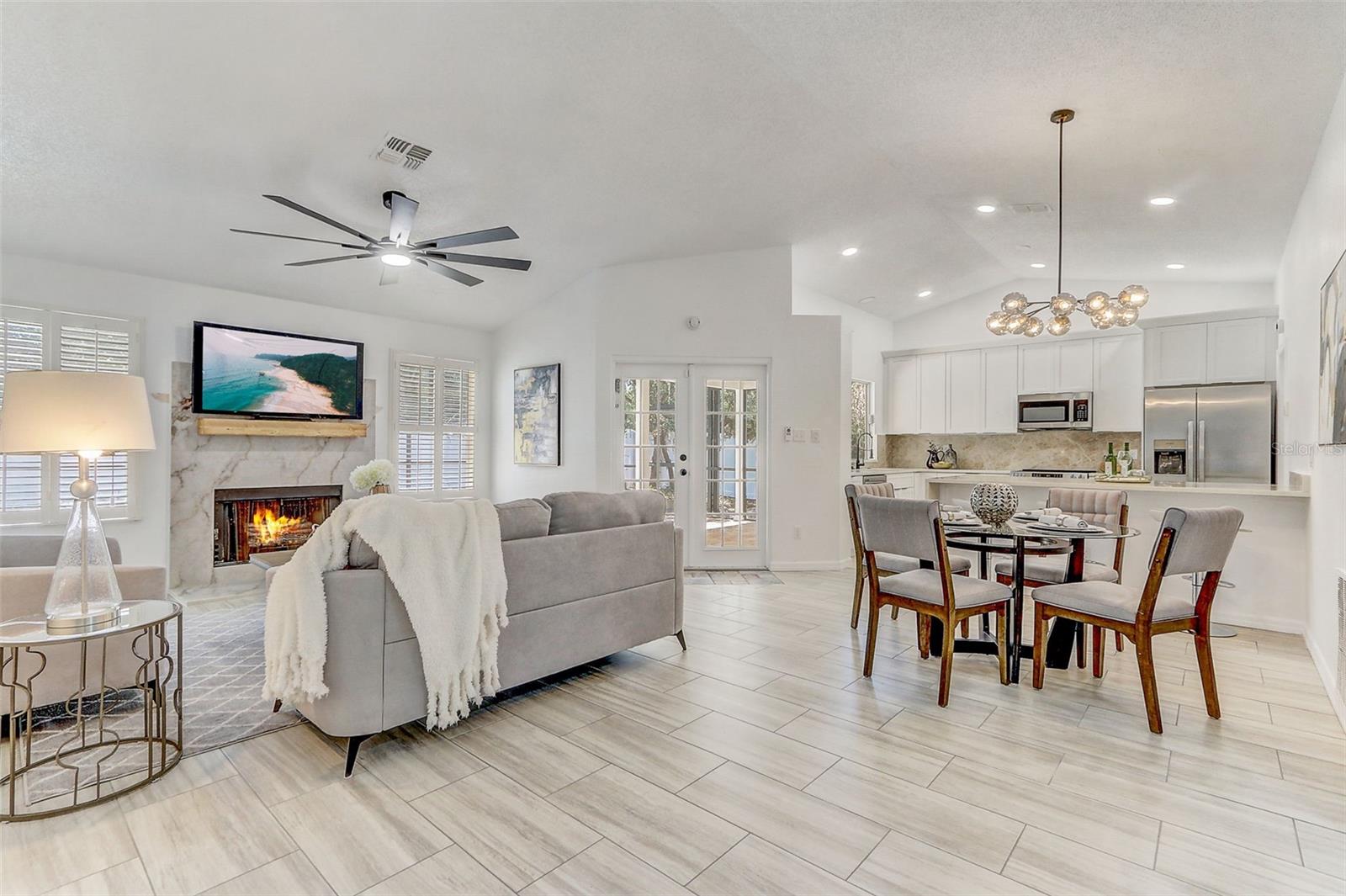 FOREST OAKS UT 1 - Residential