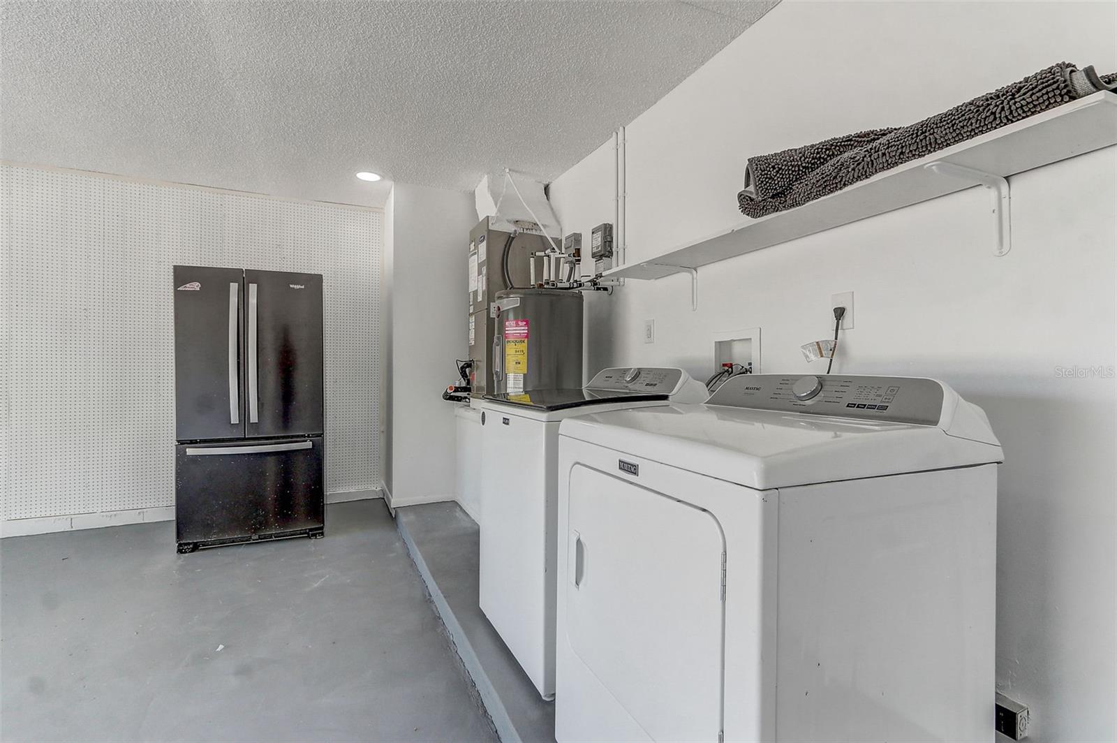 FOREST OAKS UT 1 - Residential