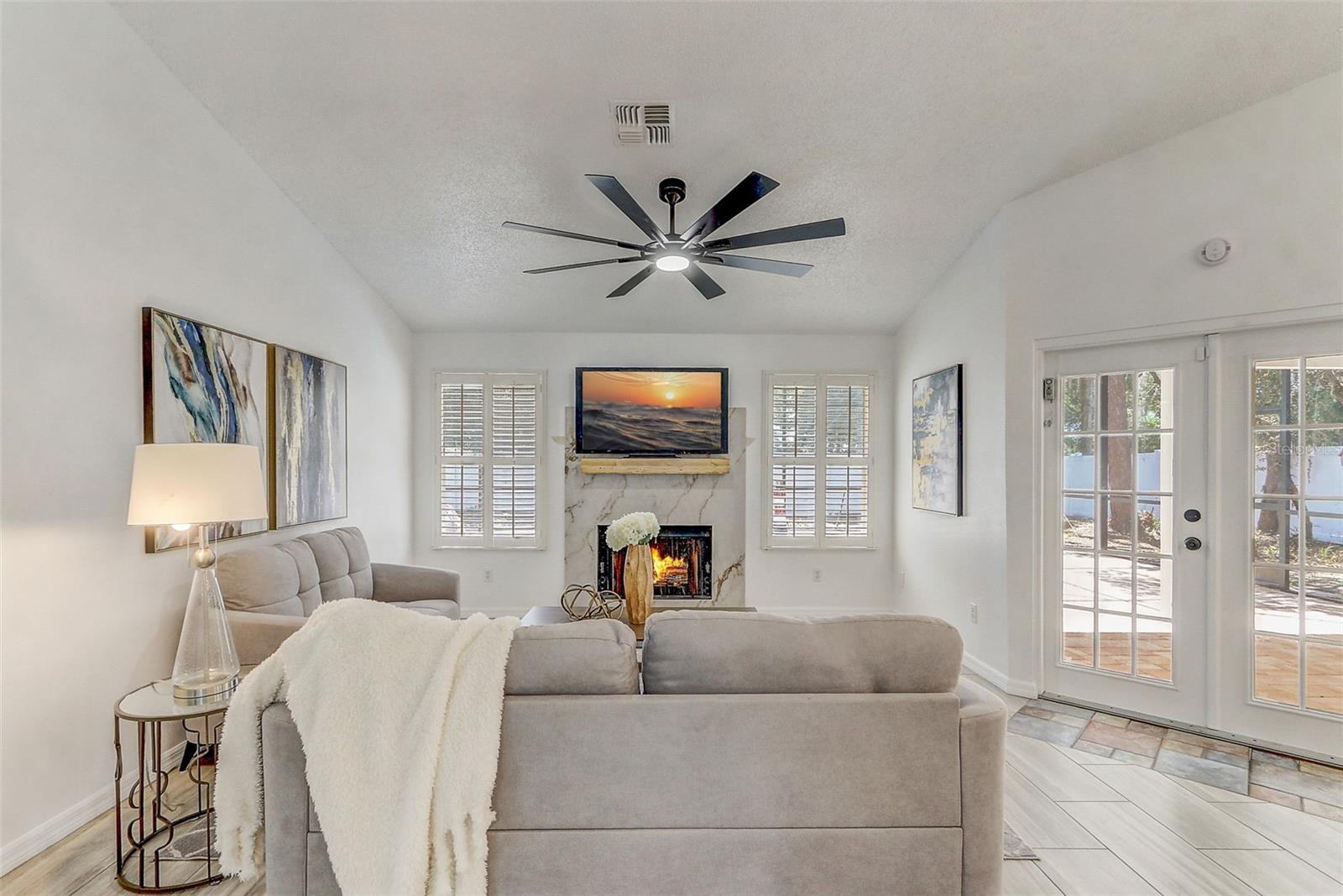 FOREST OAKS UT 1 - Residential