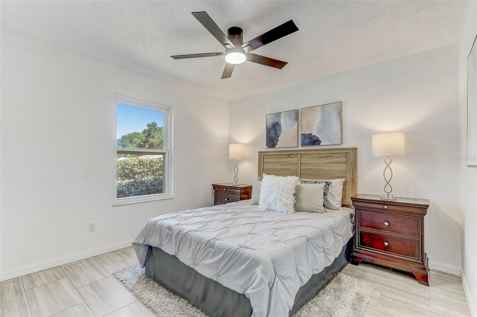 FOREST OAKS UT 1 - Residential
