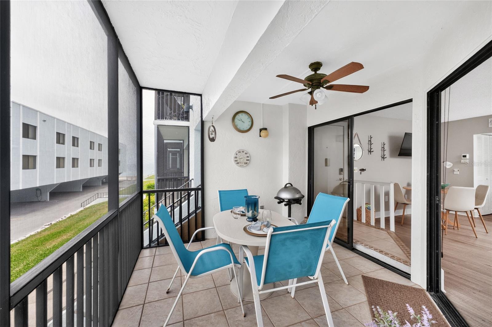 LACOQUINA BEACH BLDG D - Residential