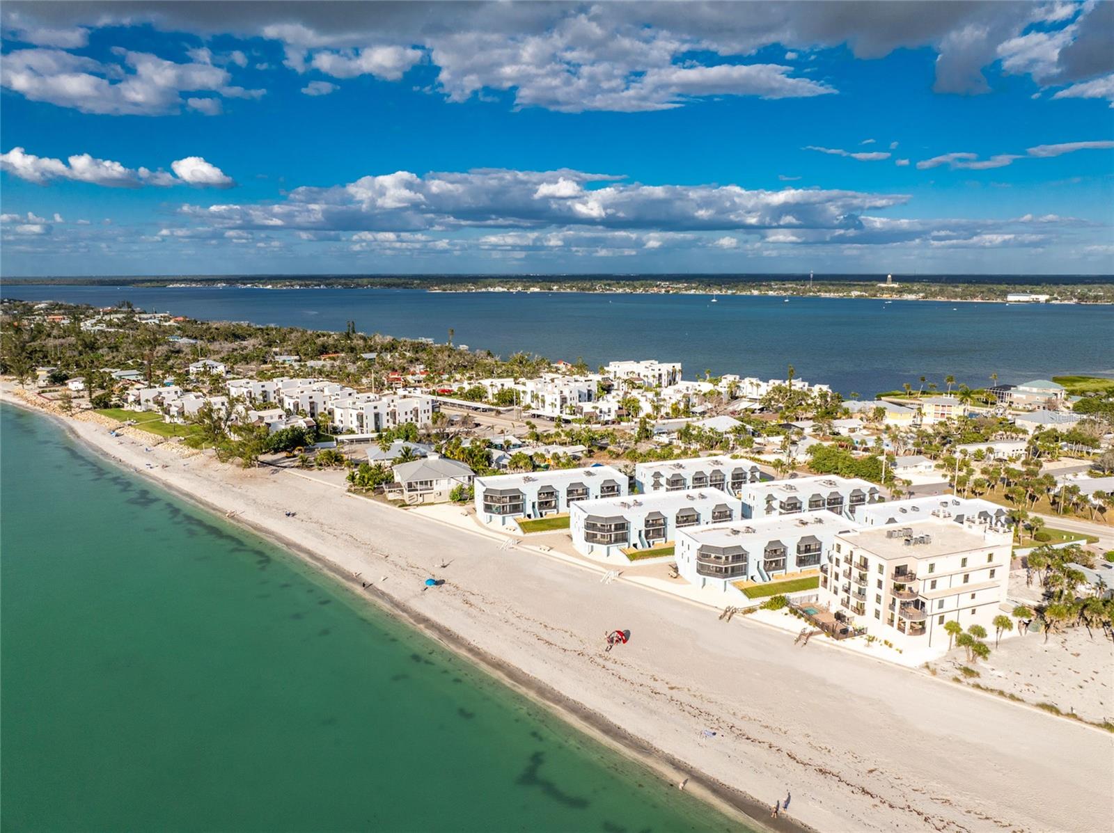 LACOQUINA BEACH BLDG D - Residential