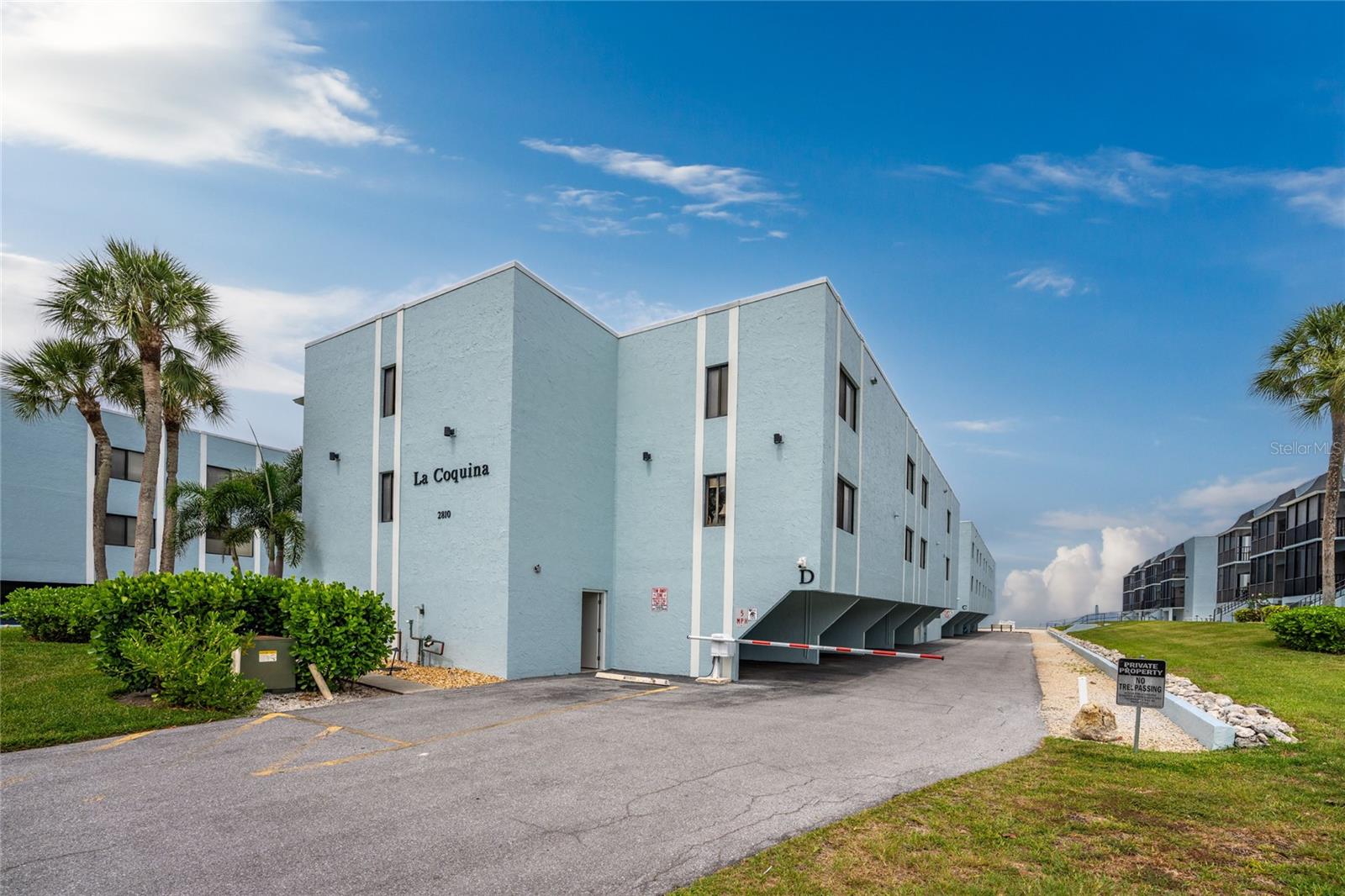 LACOQUINA BEACH BLDG D - Residential
