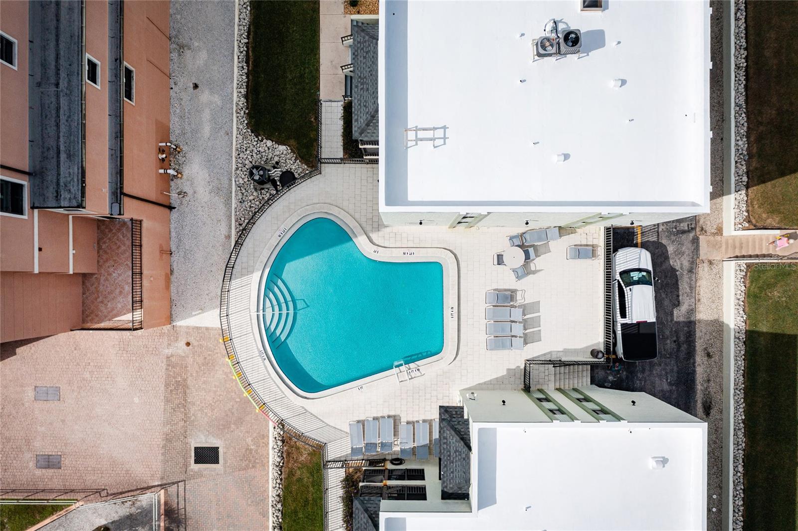 LACOQUINA BEACH BLDG D - Residential