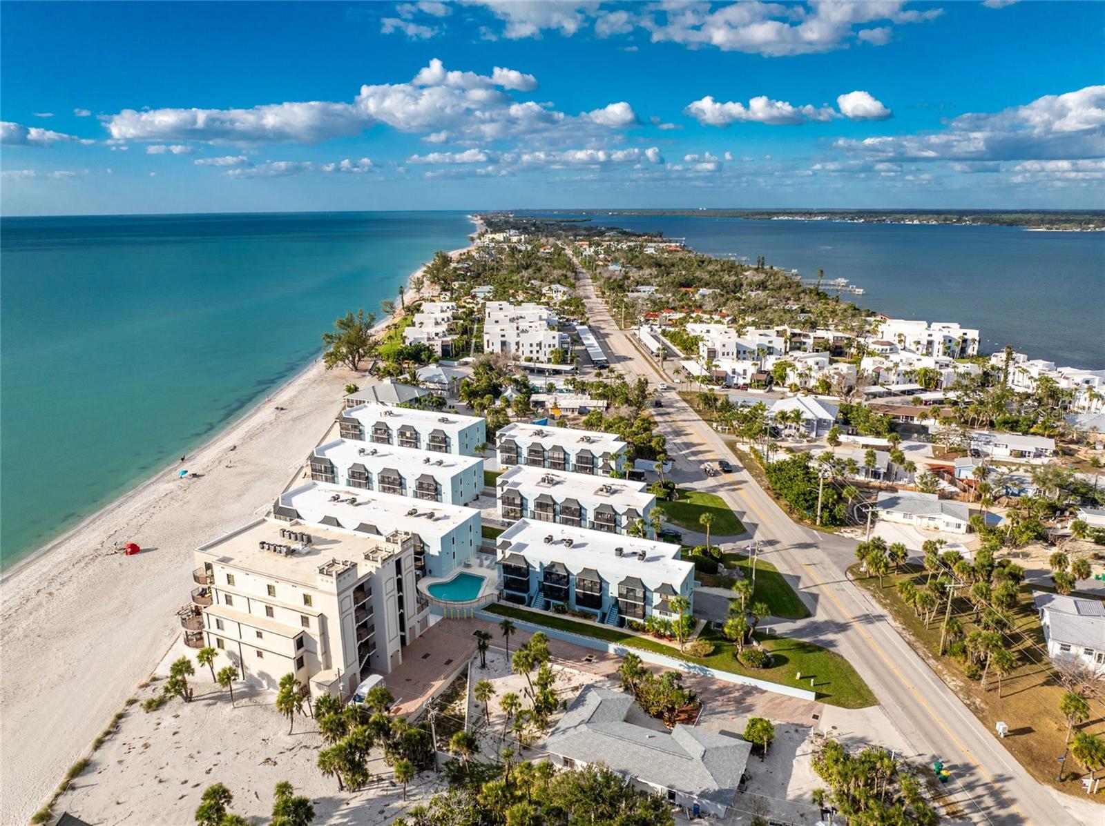 LACOQUINA BEACH BLDG D - Residential