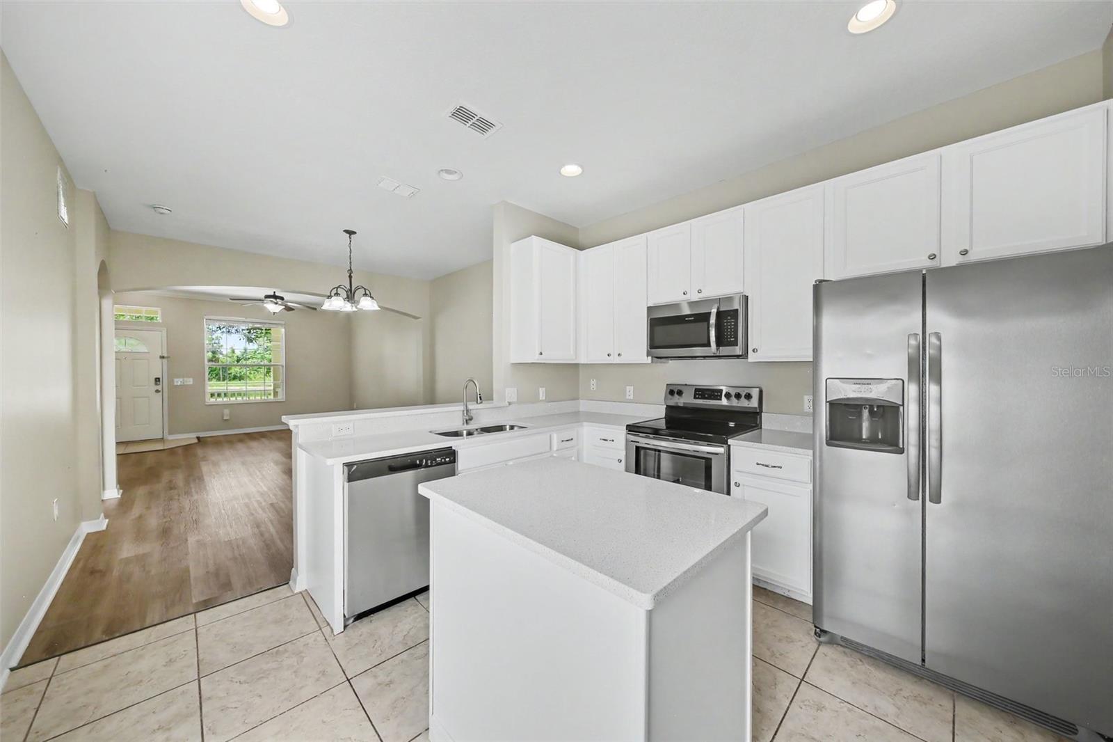TENNYSON PK/SUMMERPORT - Residential