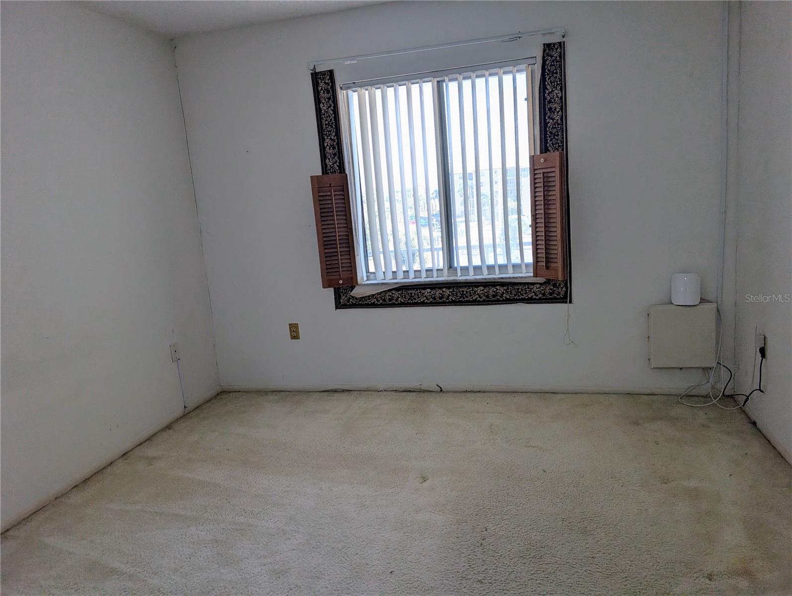 BAYSHORE ON THE LAKE APTS II SEC 3 - Residential