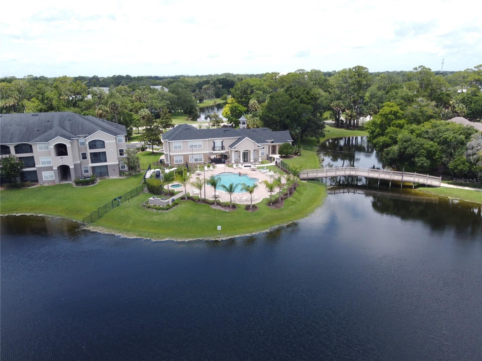 VILLAGGIO ON LAKES - Residential