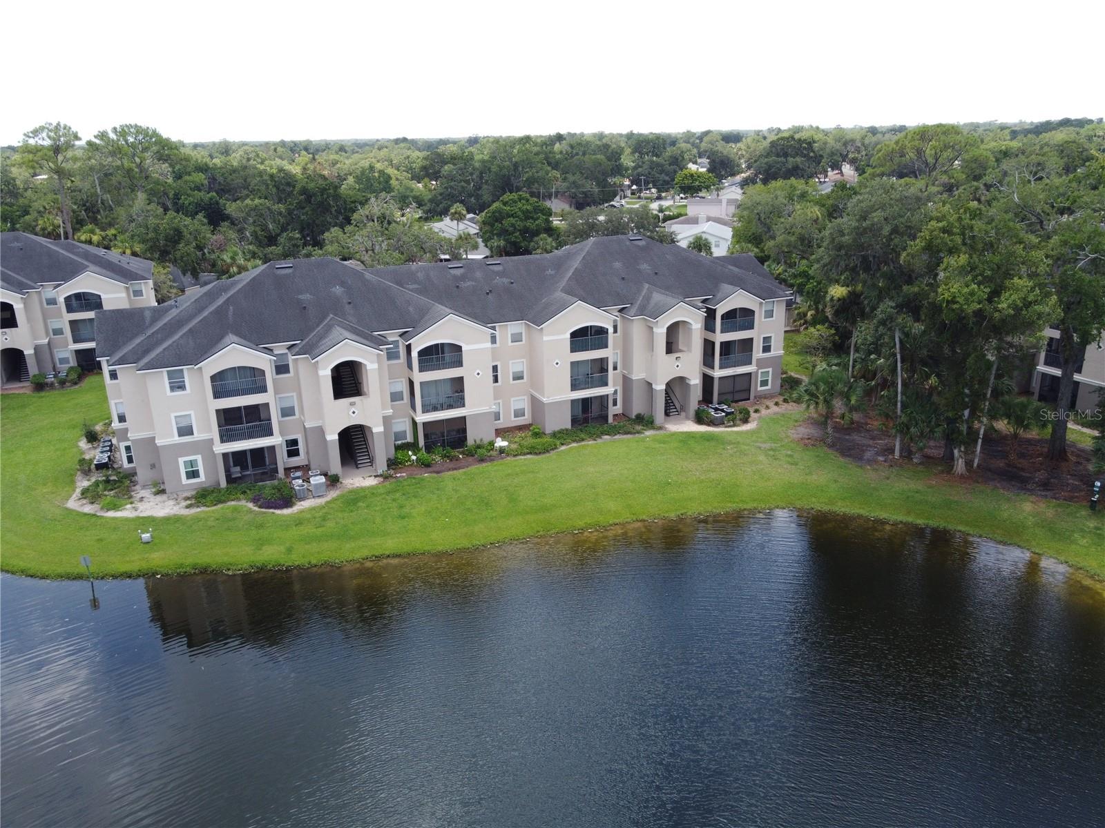 VILLAGGIO ON LAKES - Residential