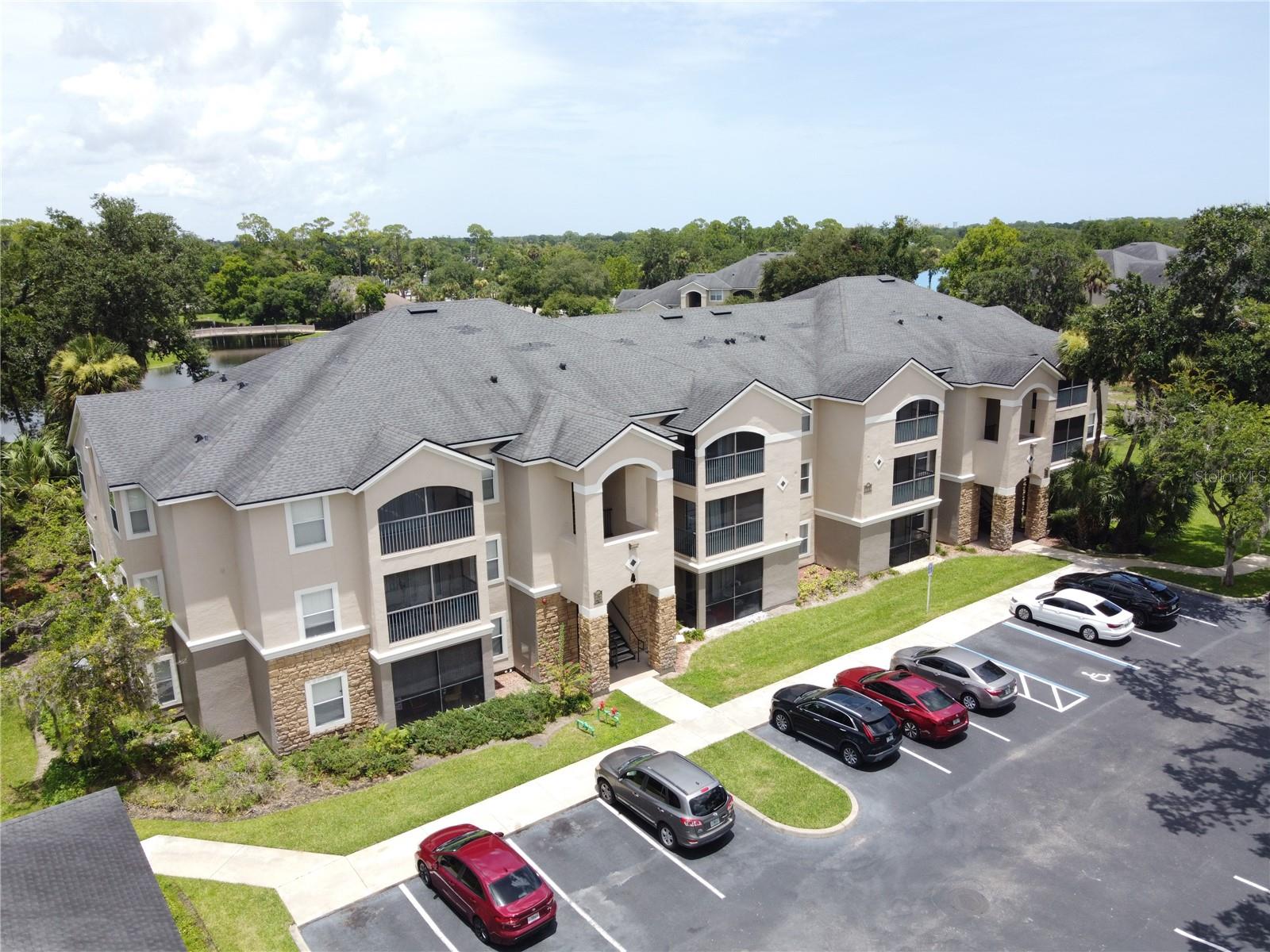 VILLAGGIO ON LAKES - Residential