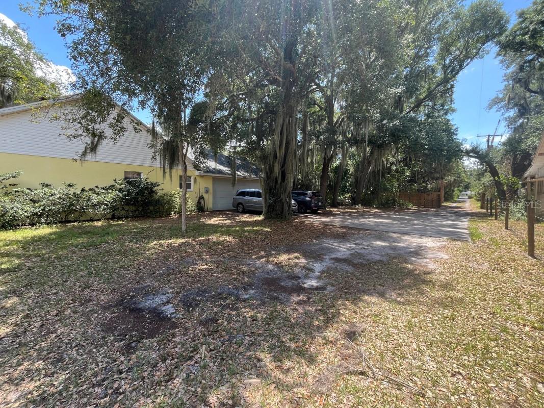 AUBURNDALE LAKESIDE PARK - Residential