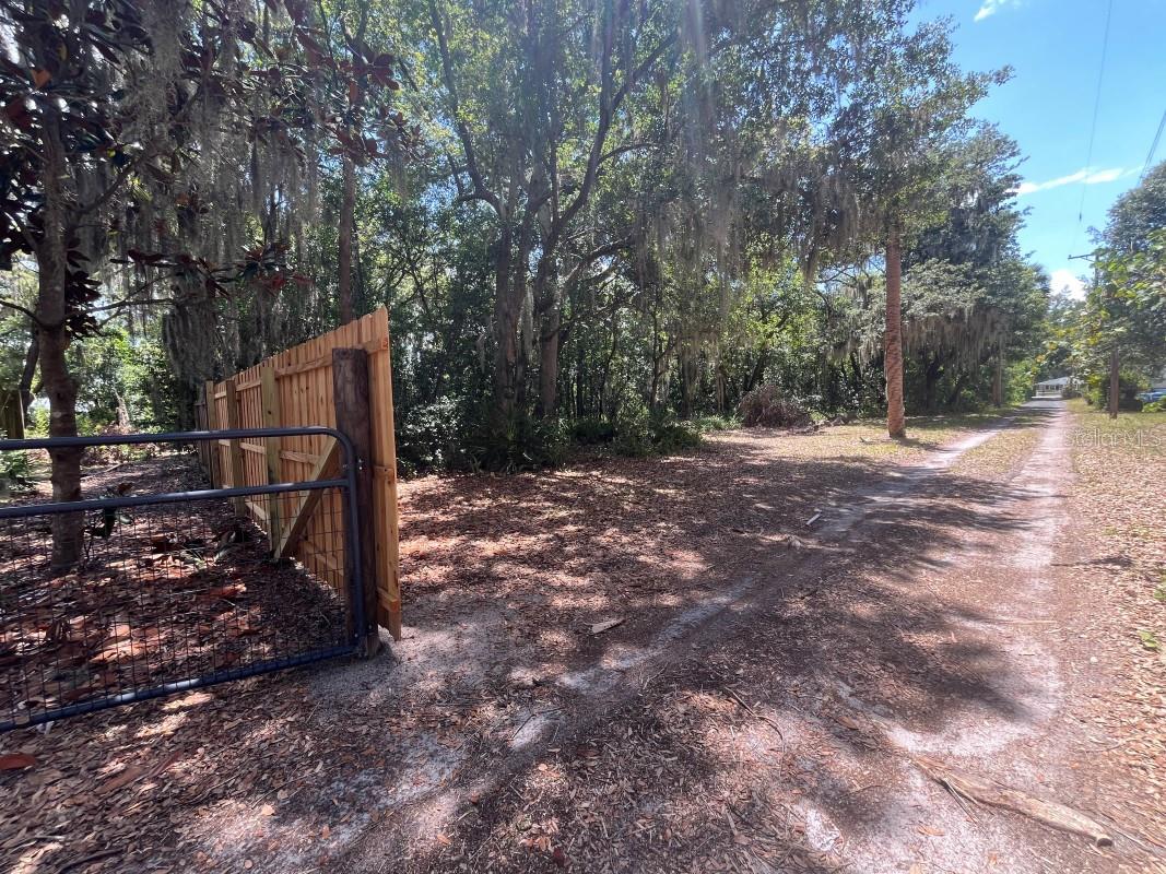 AUBURNDALE LAKESIDE PARK - Residential