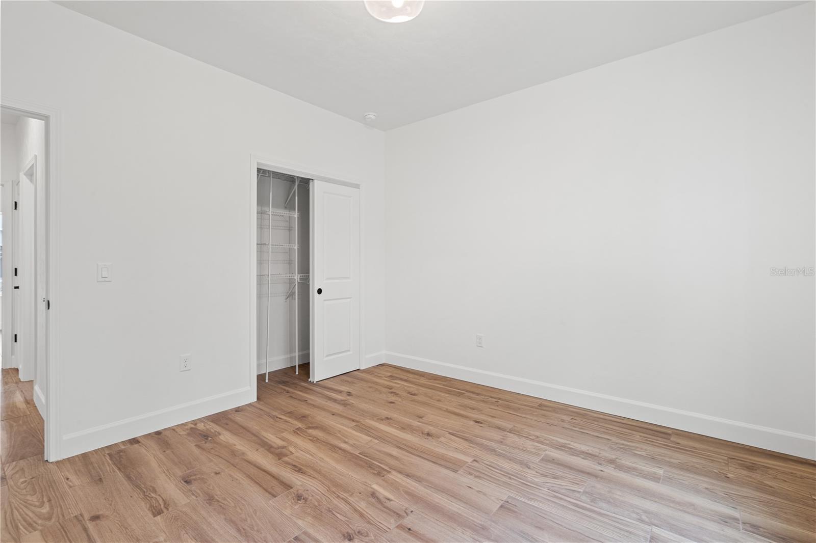 ALOMA ESTATES - Residential
