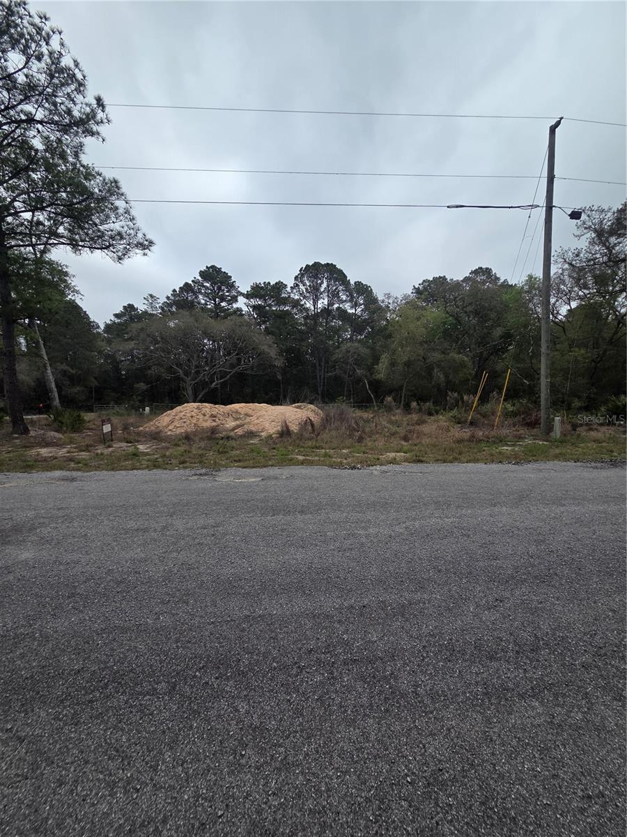 SILVER SPRINGS SHORES UNIT 44 - Land