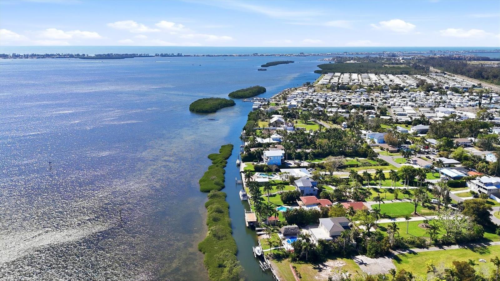 BAY BEACH - Residential