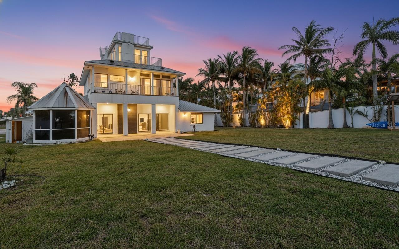 BAY BEACH - Residential