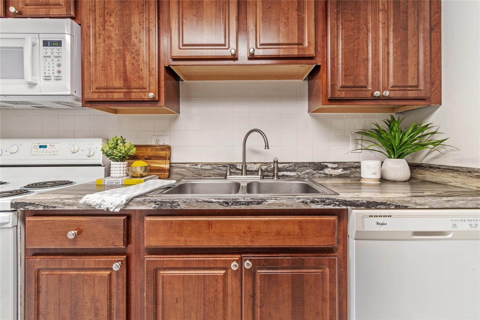 GARDENS OF FOREST LAKES CONDO THE - Residential