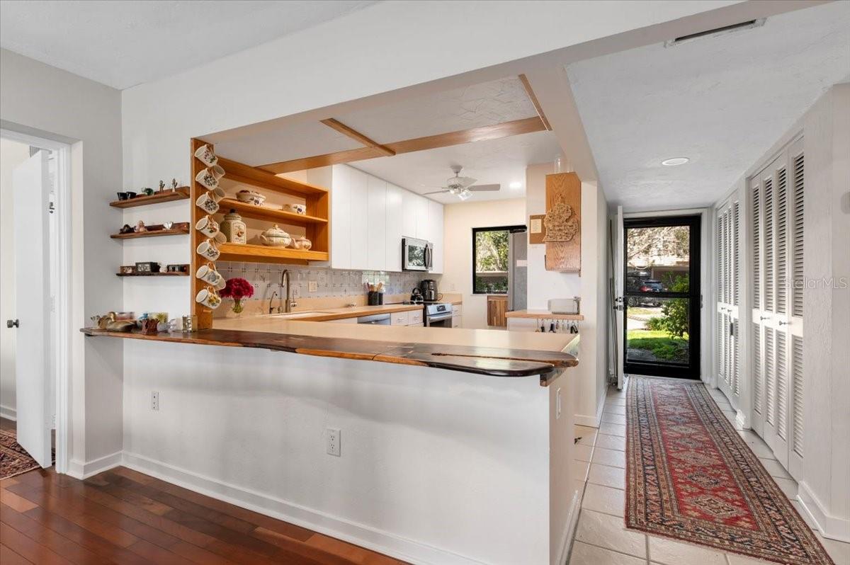 PELICAN COVE I - Residential