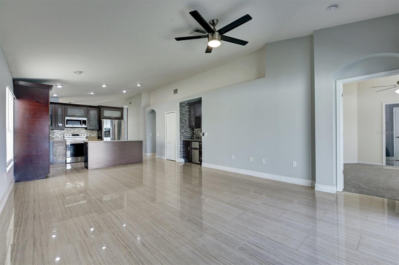 CARRIAGE POINTE PH 1 - Residential
