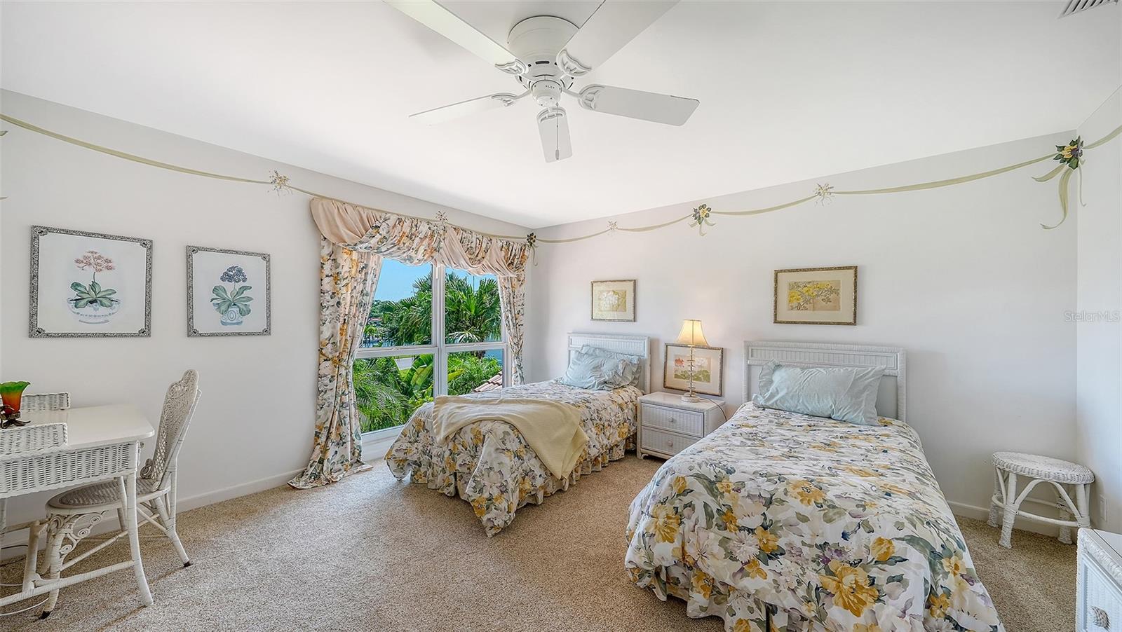 SOUTHBAY YACHT & RACQUET CLUB - Residential