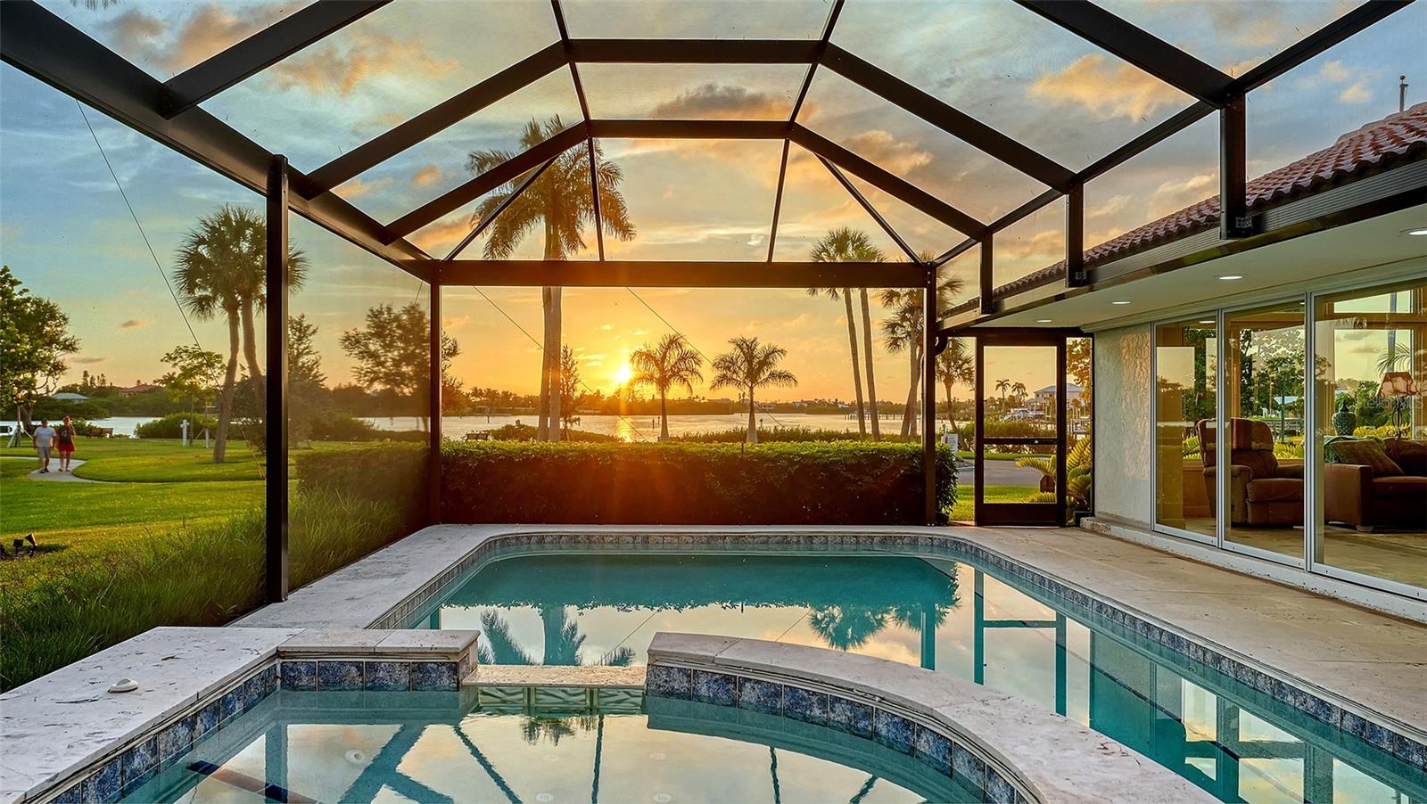 SOUTHBAY YACHT & RACQUET CLUB - Residential