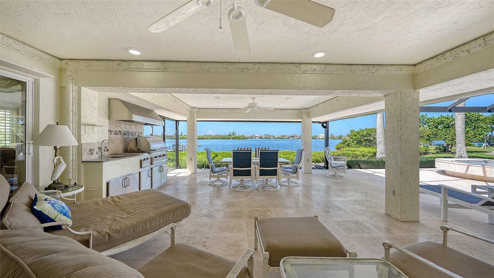 SOUTHBAY YACHT & RACQUET CLUB - Residential