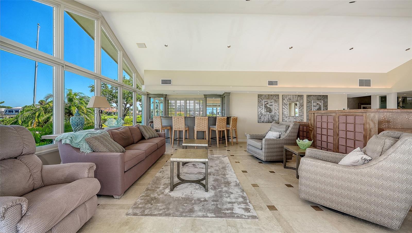 SOUTHBAY YACHT & RACQUET CLUB - Residential