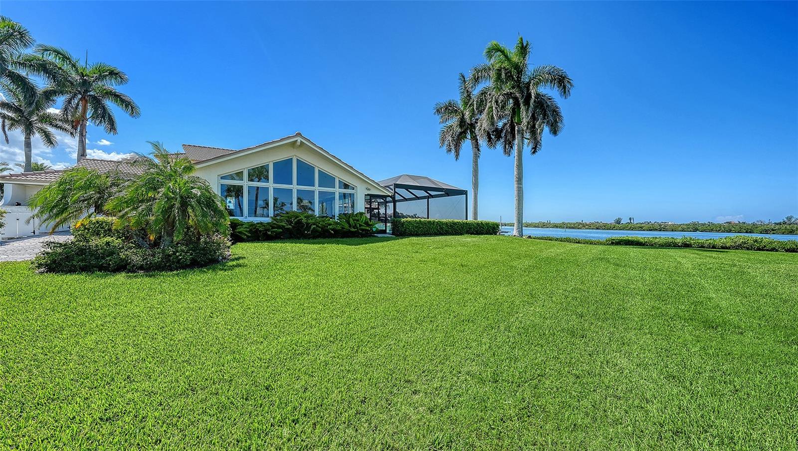 SOUTHBAY YACHT & RACQUET CLUB - Residential
