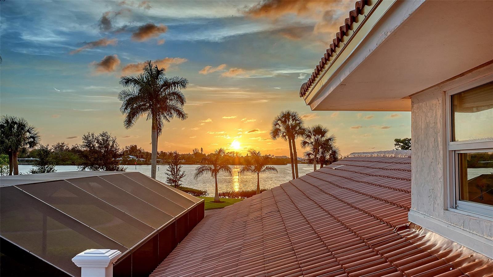 SOUTHBAY YACHT & RACQUET CLUB - Residential