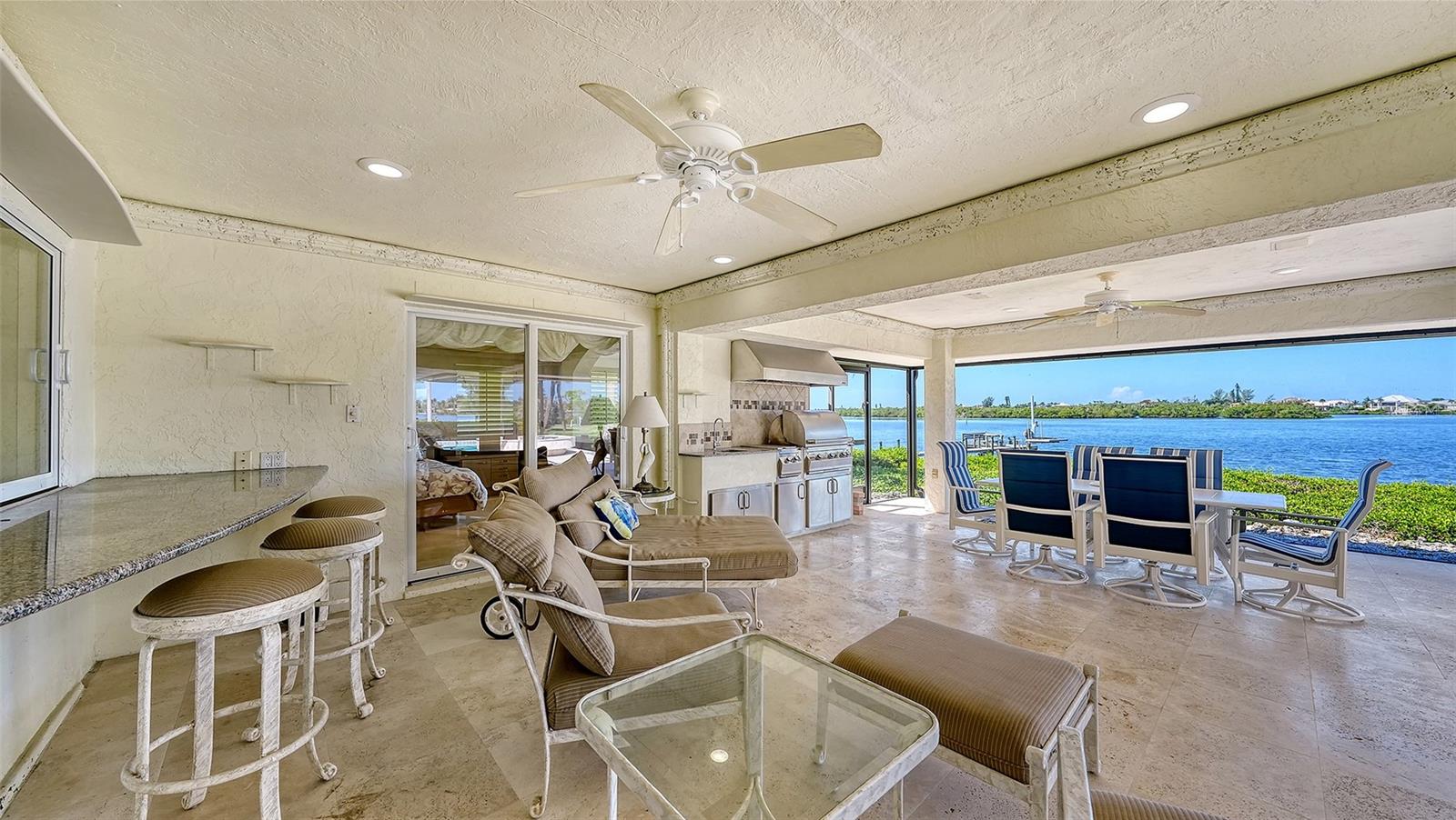 SOUTHBAY YACHT & RACQUET CLUB - Residential