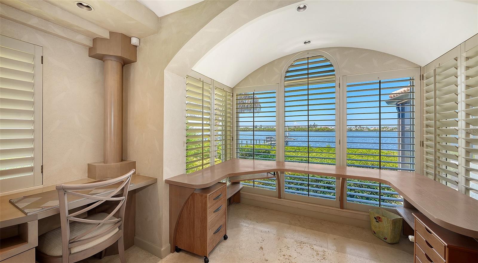 SOUTHBAY YACHT & RACQUET CLUB - Residential