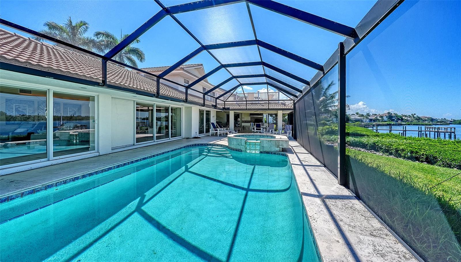 SOUTHBAY YACHT & RACQUET CLUB - Residential