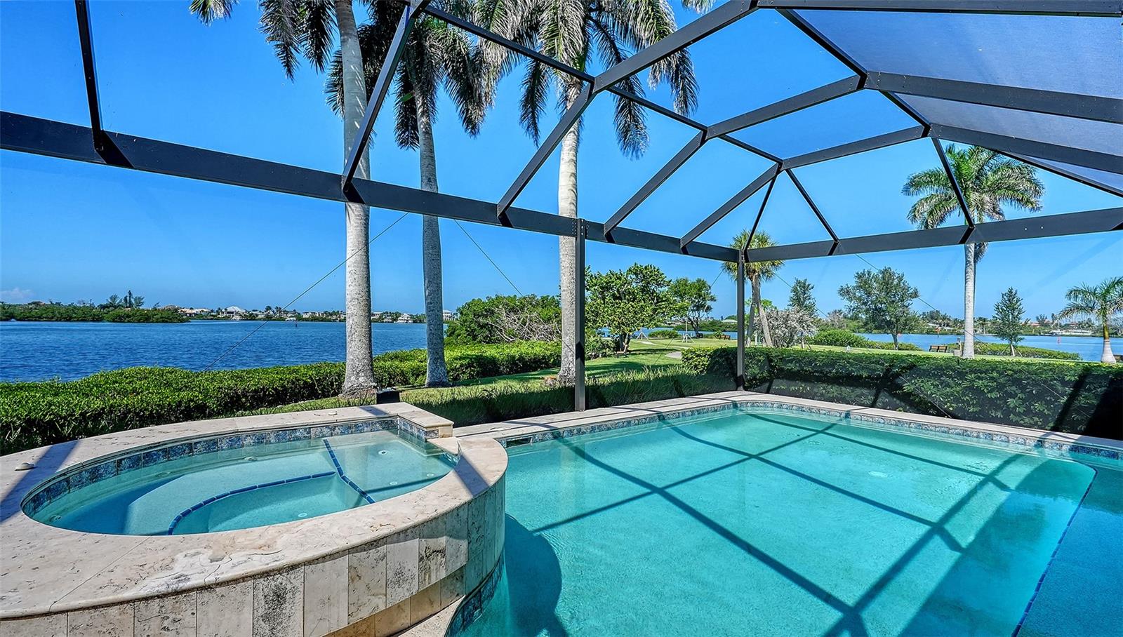 SOUTHBAY YACHT & RACQUET CLUB - Residential