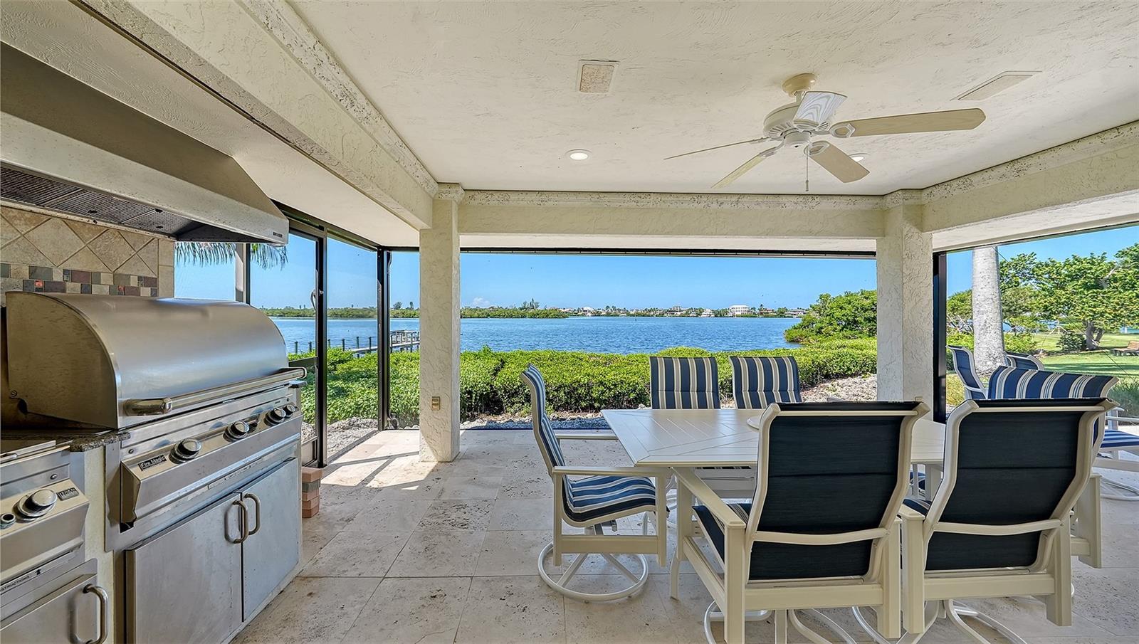 SOUTHBAY YACHT & RACQUET CLUB - Residential