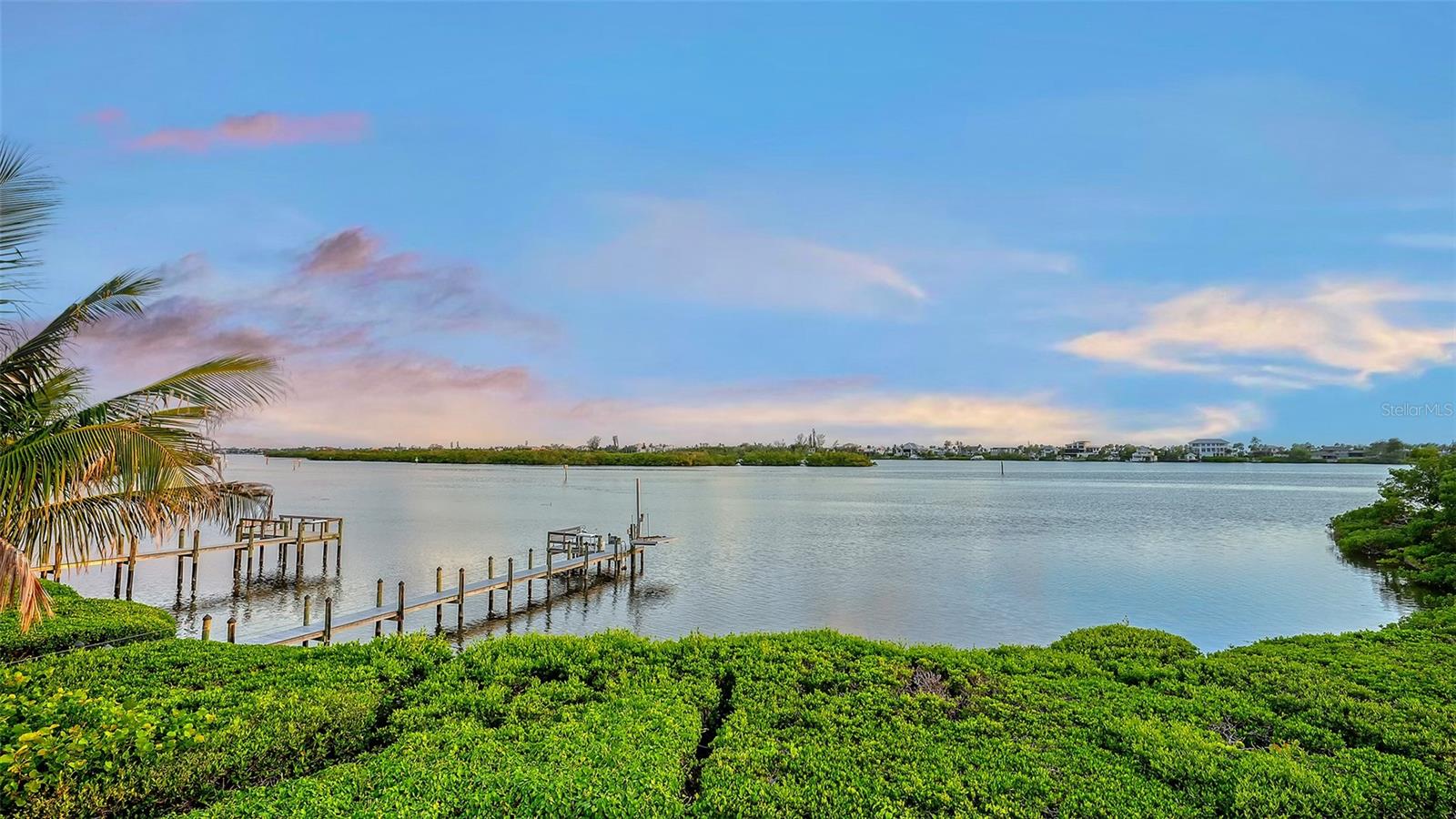 SOUTHBAY YACHT & RACQUET CLUB - Residential