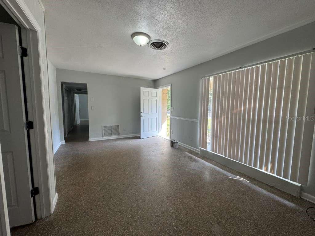 RIDGE MANOR - Residential Lease