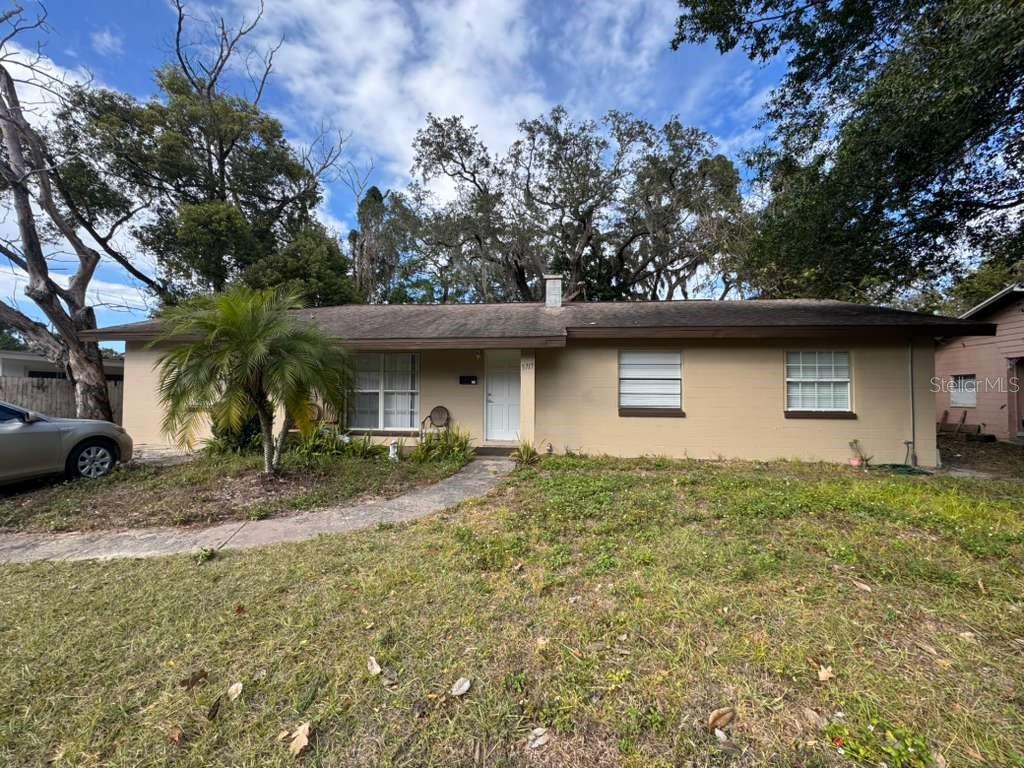 RIDGE MANOR - Residential Lease