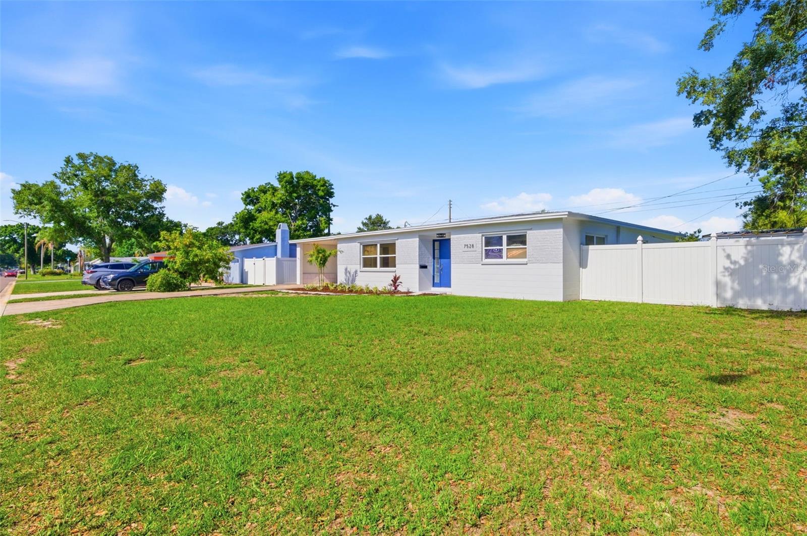 MEADOW LAWN 9TH ADD - Residential