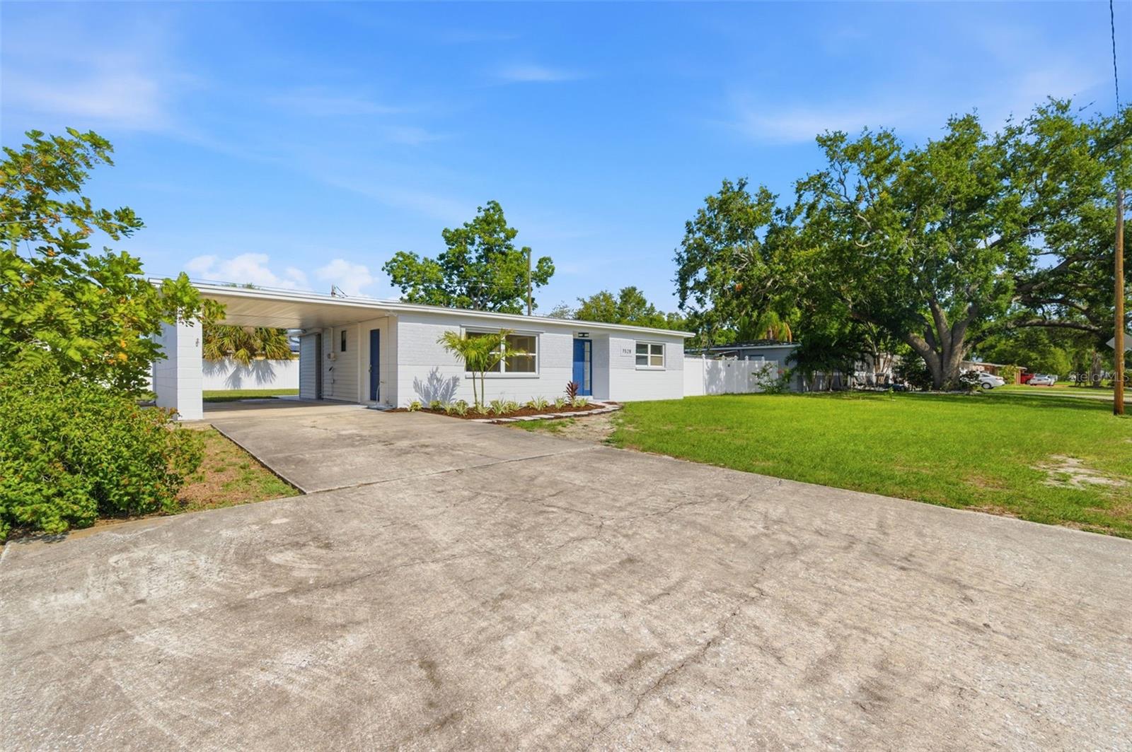MEADOW LAWN 9TH ADD - Residential