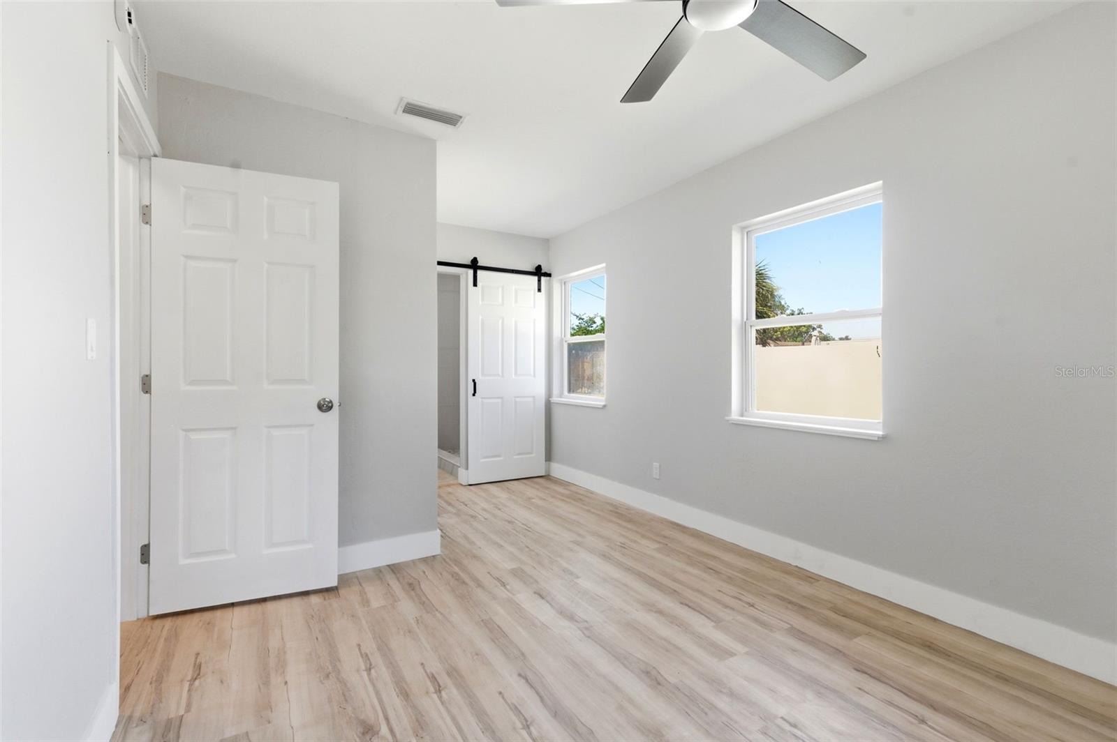 MEADOW LAWN 9TH ADD - Residential