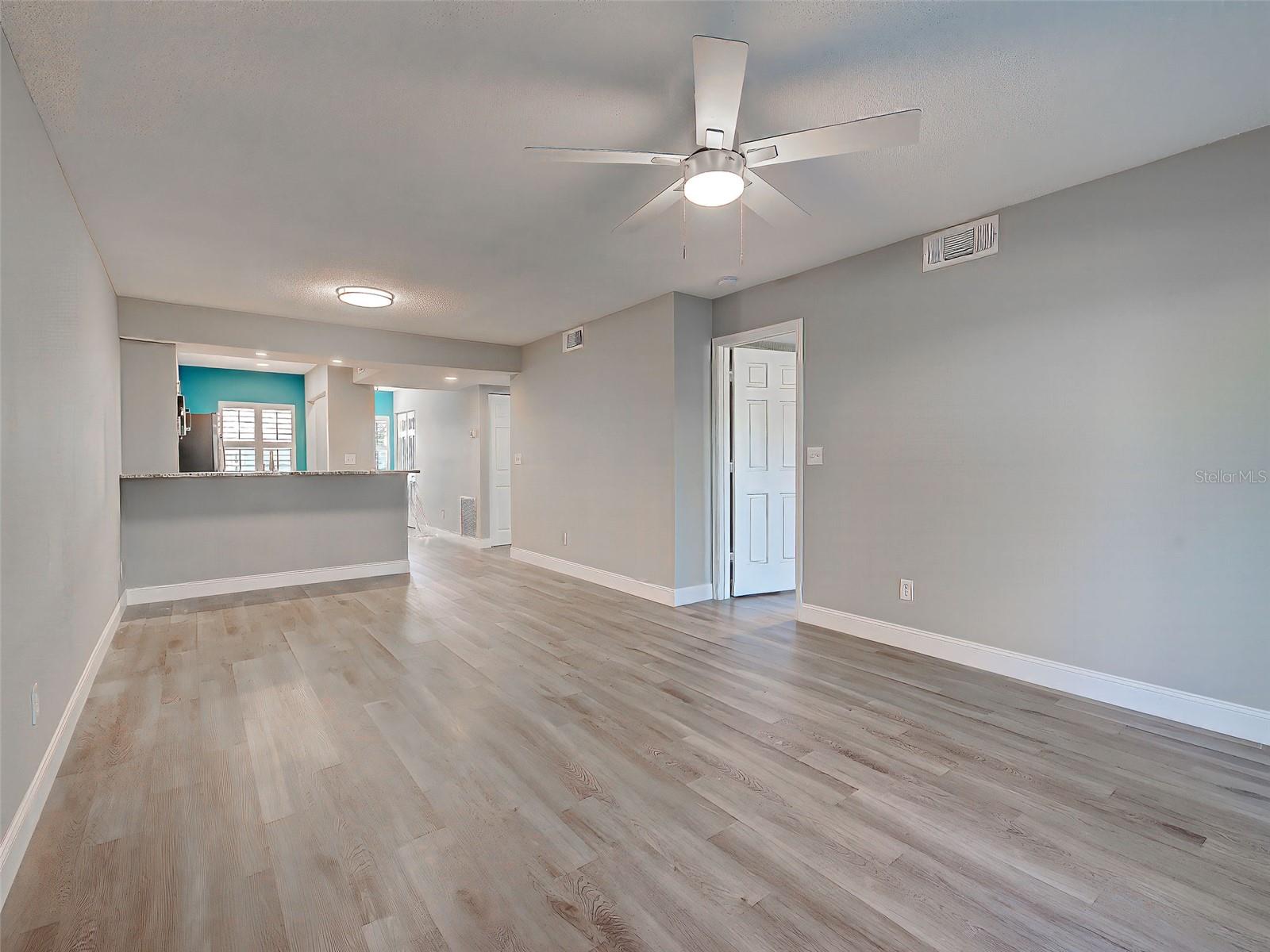 FARMINGTON VISTAS - Residential
