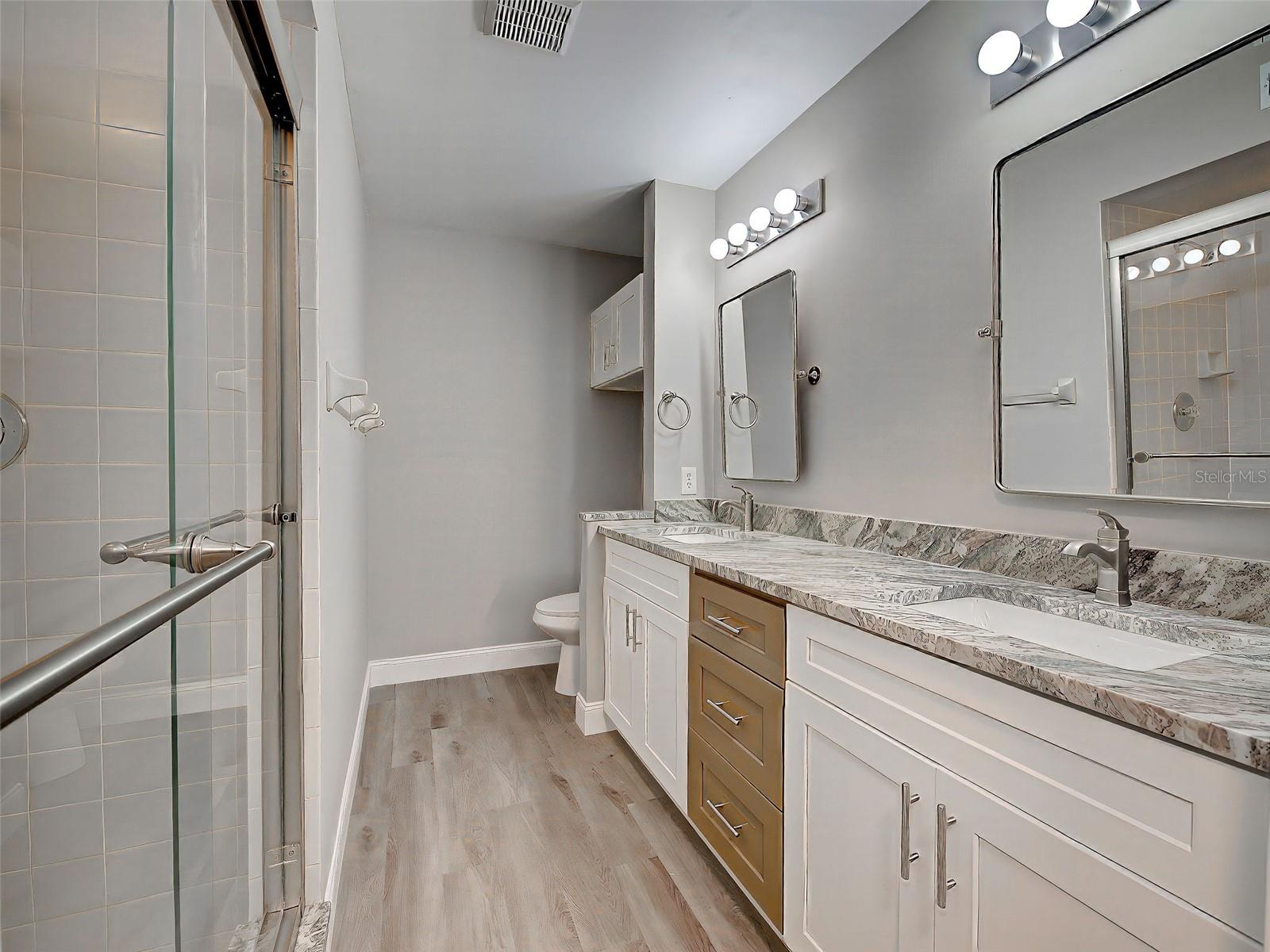 FARMINGTON VISTAS - Residential
