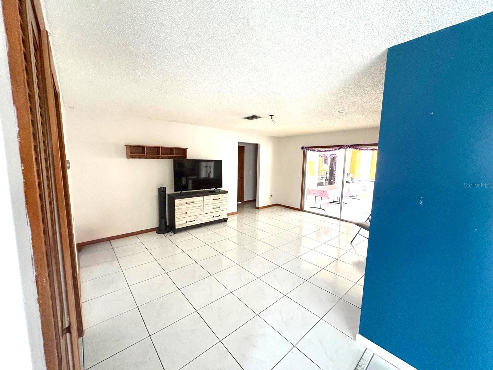 PALM COAST/FLORIDA PARK SEC 06 - Residential Lease