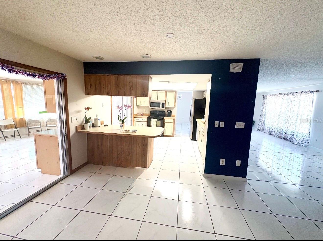 PALM COAST/FLORIDA PARK SEC 06 - Residential Lease