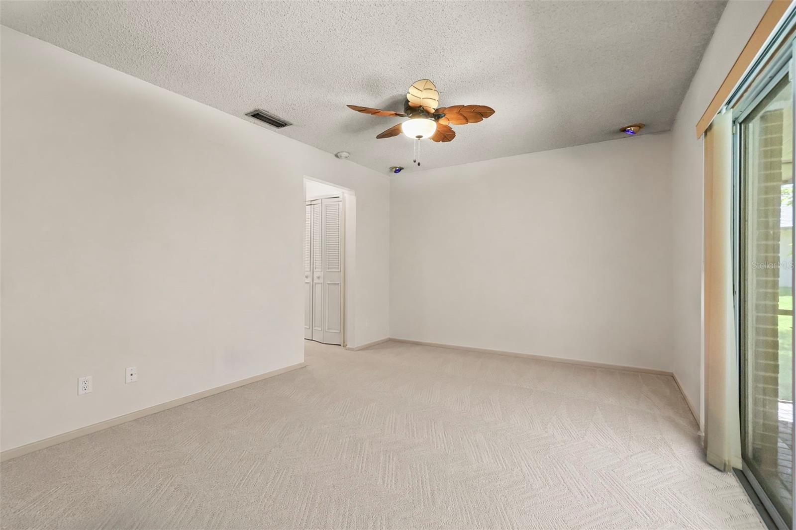 BAY LAKE ESTATES - Residential