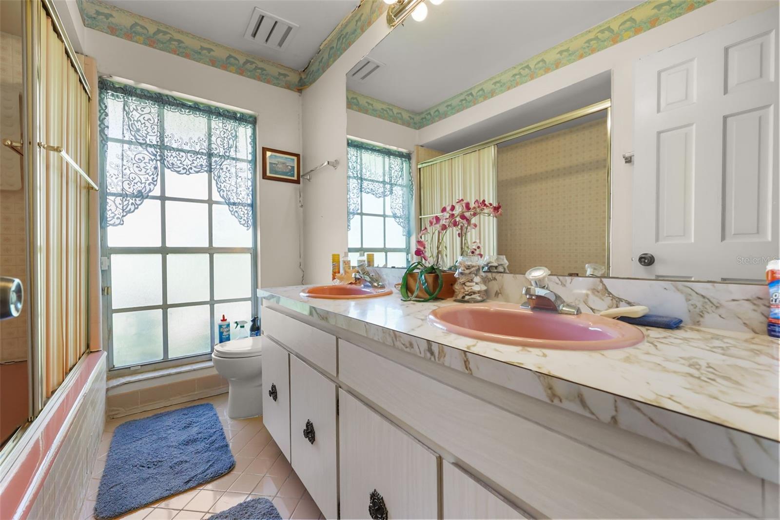 BAY LAKE ESTATES - Residential