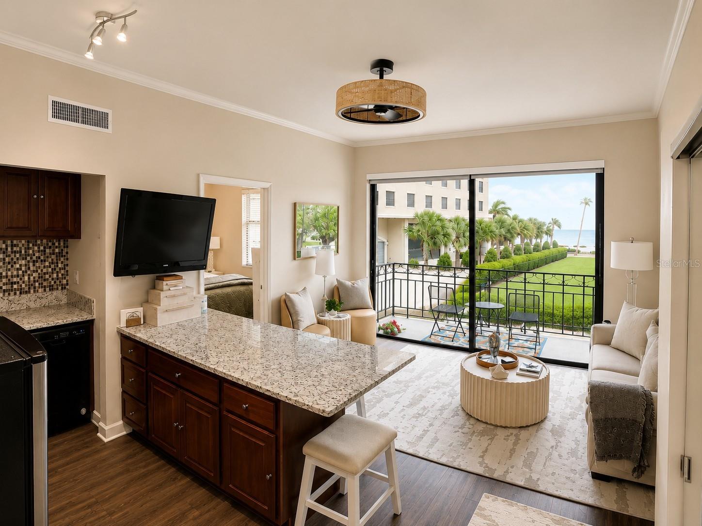 BAYSHORE ROYAL CONDO - Residential