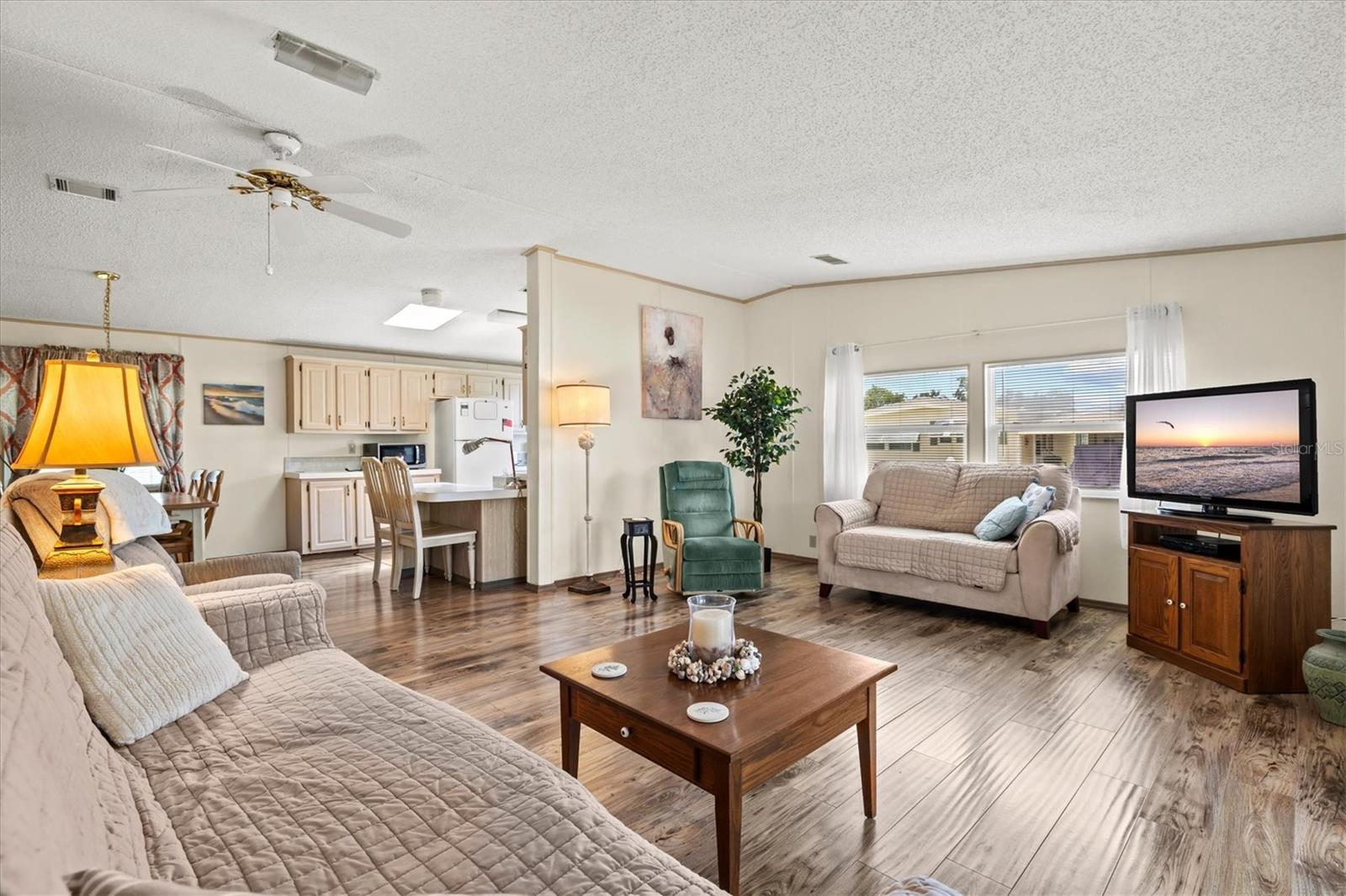 RIDGEWOOD OAKS PH I - Residential